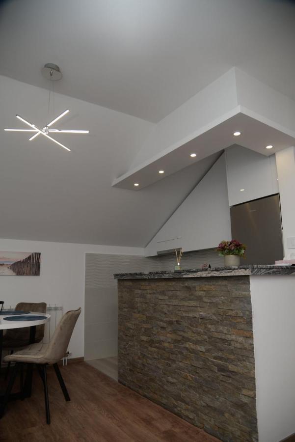 Lilien Apartment Airport Ledine Kültér fotó