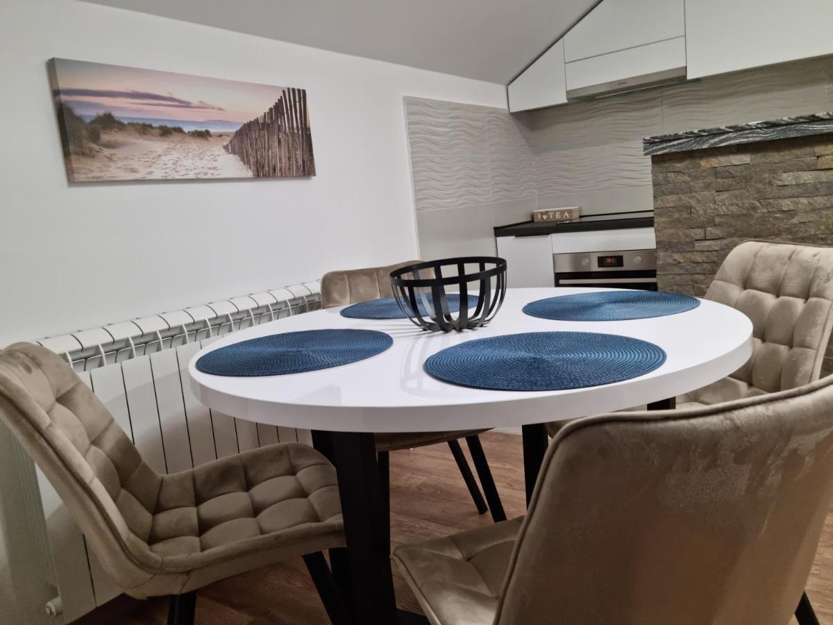 Lilien Apartment Airport Ledine Kültér fotó