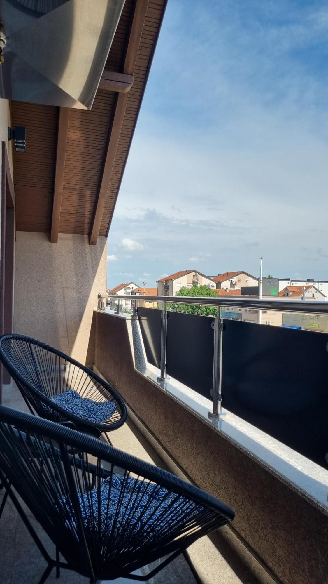 Lilien Apartment Airport Ledine Kültér fotó